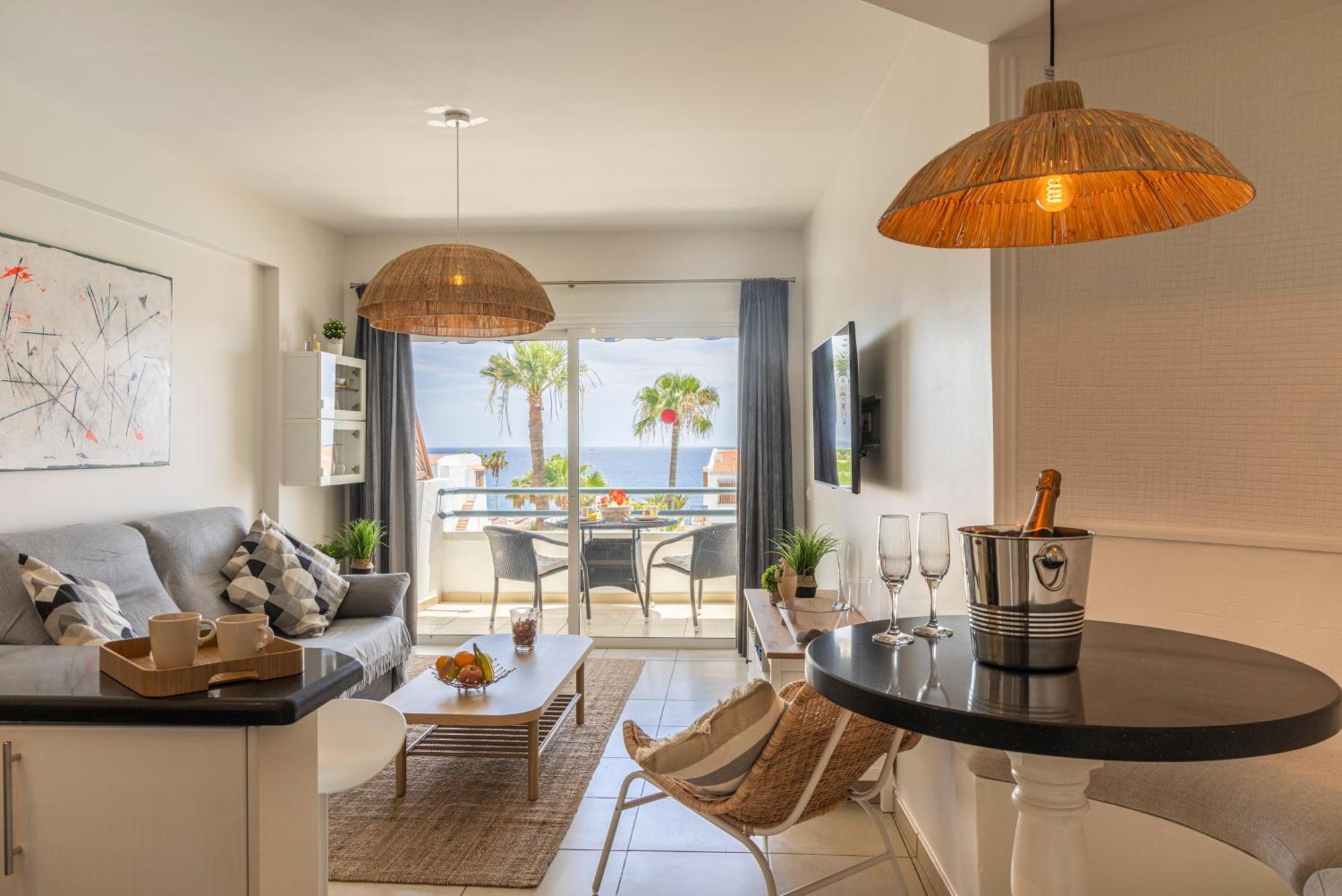 Fabulous Sea View Apartment アデヘ エクステリア 写真